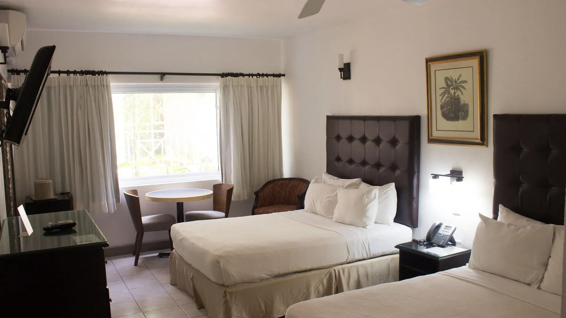 Altamont Court Hotel Kingston