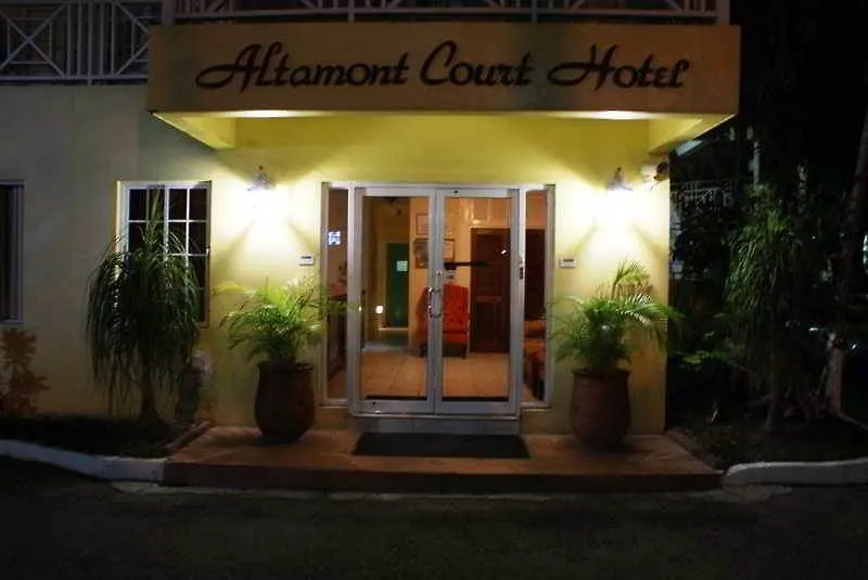 Altamont Court Hotel Kingston 3*,  Jamajka