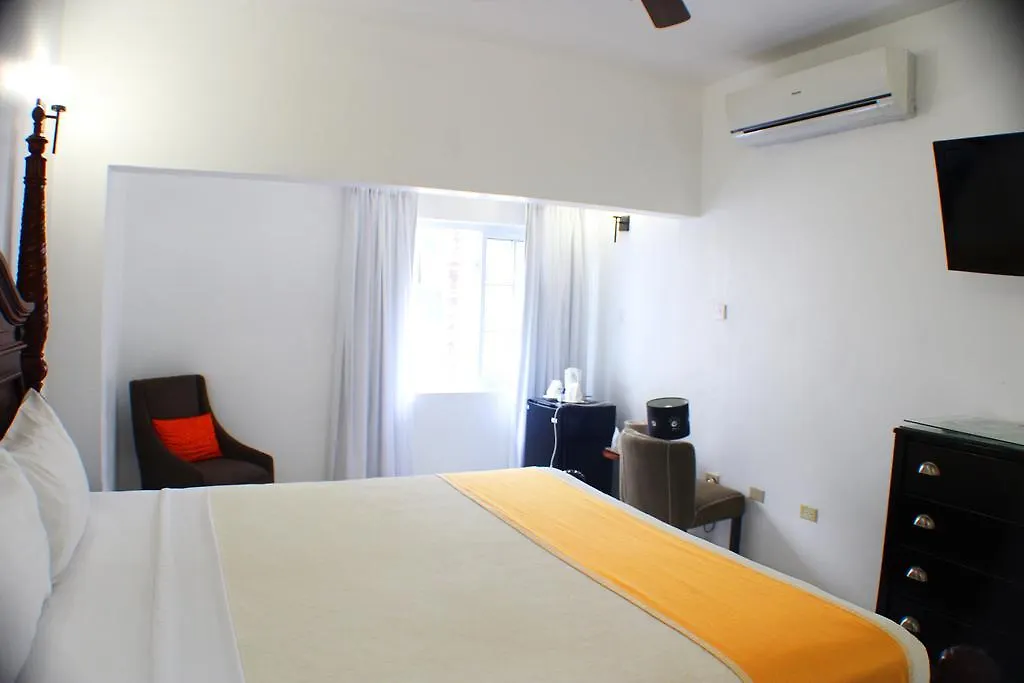 Altamont Court Hotel Kingston
